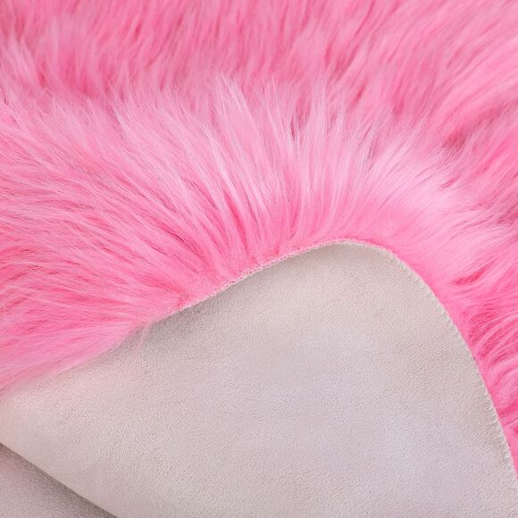 Faux Fur Round Rug Fluffy Area Rugs for Bedroom 2 x 2 Feet Rose Red - Picture 6 of 6